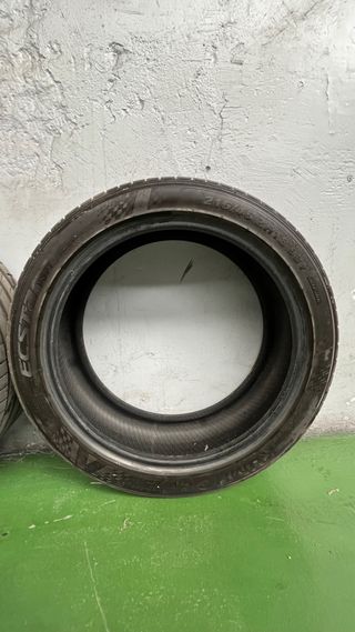 Neumáticos kumho 215/45/18 93Y