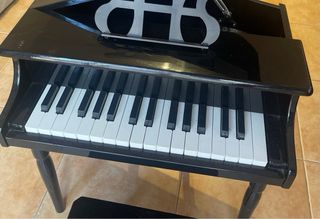 Piano de madera para niños