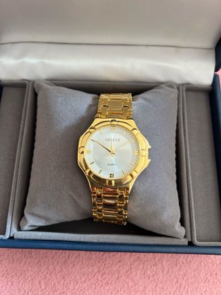Reloj Geneve Dorado y Blanco