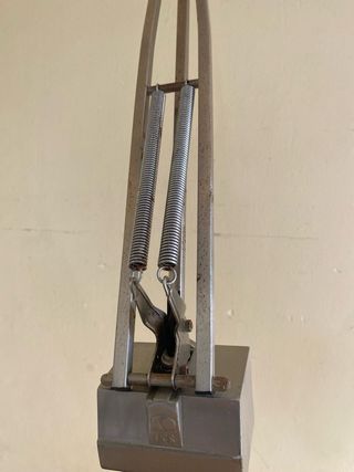 Flexo Lupa Escritorio Neon Metal