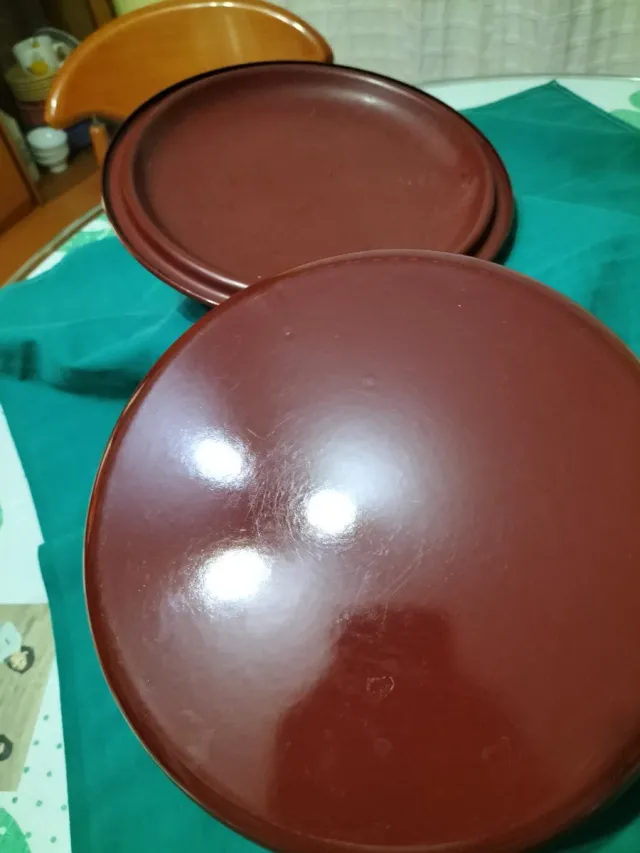 Cacerola de porcelana marrón