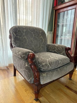 Sillón individual, Escucho ofertas