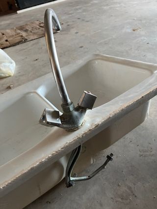 Fregadero doble de cerámica blanco