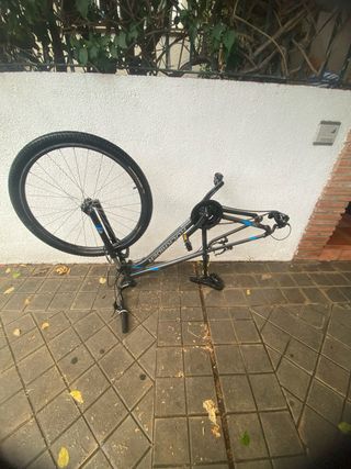Bicicleta Rockrider Azul y Negra