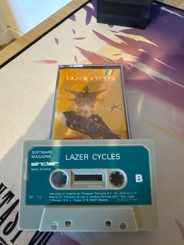Gioco di mostri Spectrum Lazer Cycles