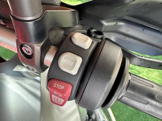 BMW R1200GS 2013 - 93.000 km ROJA - AKRAPOVIC