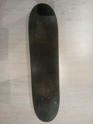 Skate con ruedas amarillas