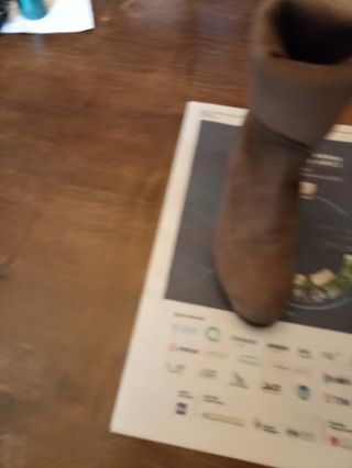 Stivaletti marroni scamosciati