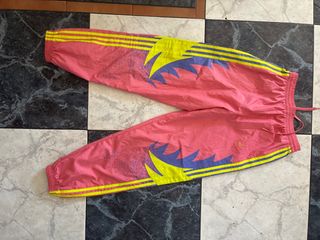 Pantalón chándal Adidas rosa y amarillo