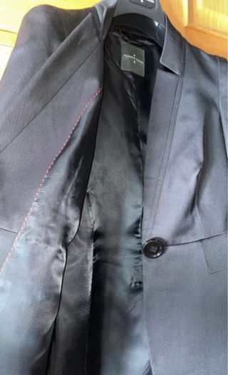 Chaqueta Negra Roberto Verino