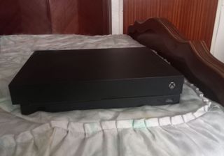 Xbox One X 1TB Negra