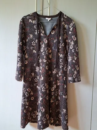 Abitino floreale Clockhouse marrone