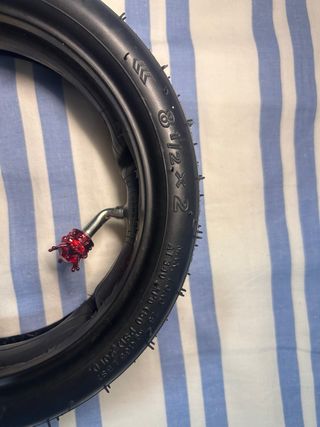 Rueda de patinete con cámara
