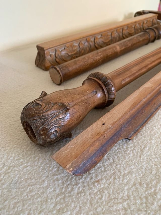 Copete, remates y talla de madera vintage