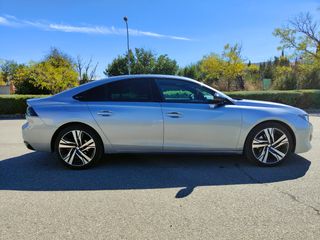 Peugeot 508 GT BlueHDI 180 S&S EAT8
Equipado compl