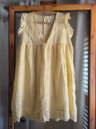 Vestido amarillo bordado mujer