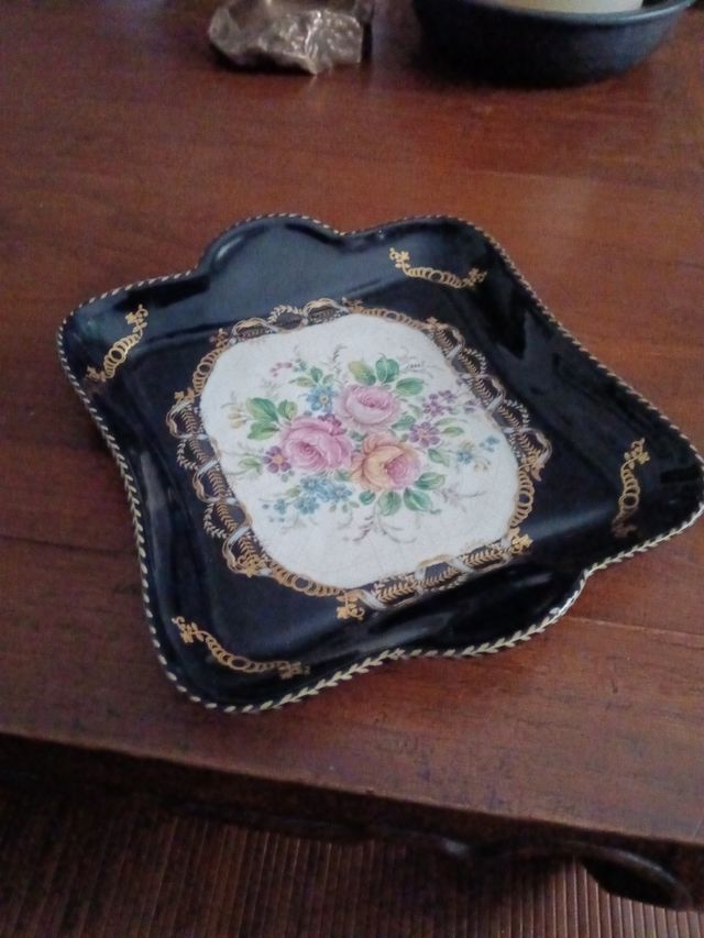 Bandeja Limoges floral 22x25 cm