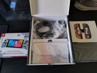 Nintendo Switch OLED Edición Pokémon Scarlet & Vio
