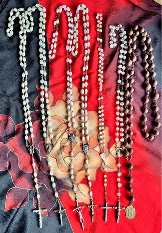 Lotto di 7 rosari antichi