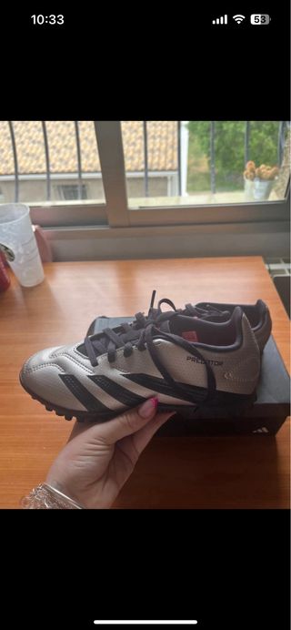 Zapatillas Adidas plateadas talla 35