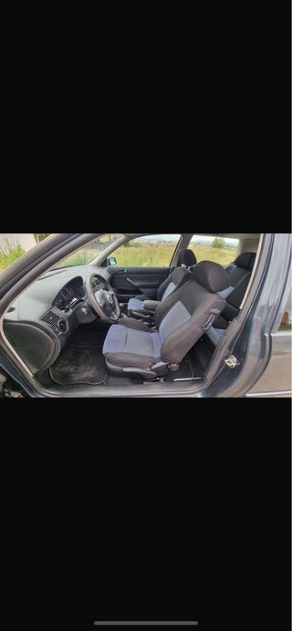 Volkswagen Golf 2000