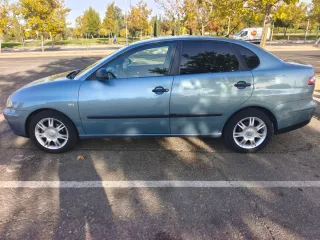 SEAT CORDOBA 1.4 GASOLINA (2005)