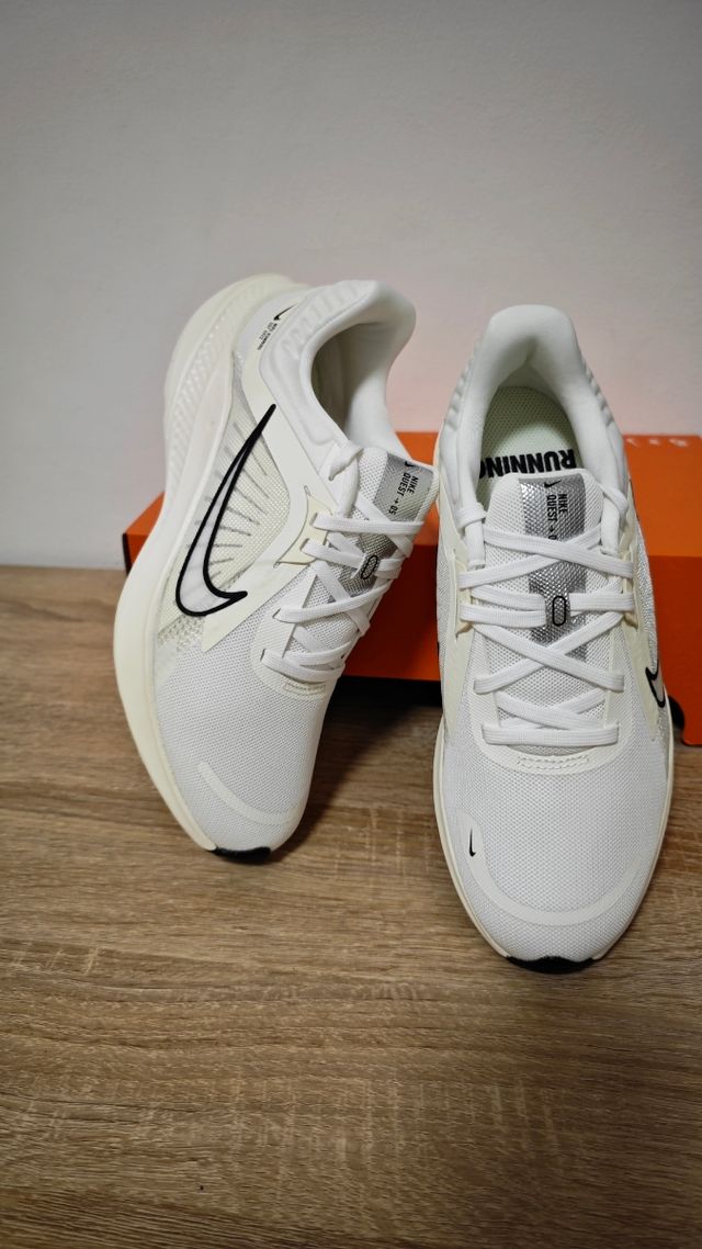 Sneakers Nike Quest 5 Donna Taglia 38.5 Nuove