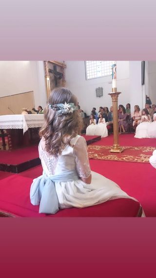 Vestido de comunión niña blanco y azul. 