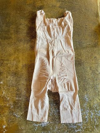 Faja cuerpo entero beige