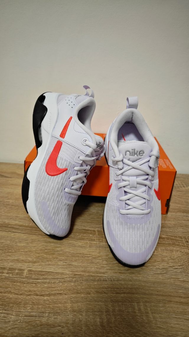 Nike Sneakers Donna Taglia 37.5 Nuove