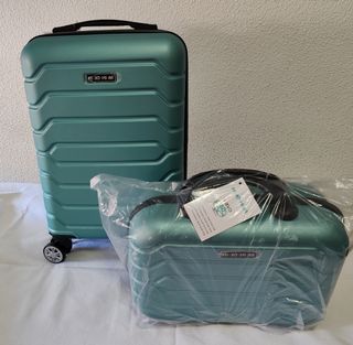 Maleta cabina 8kg + neceser.