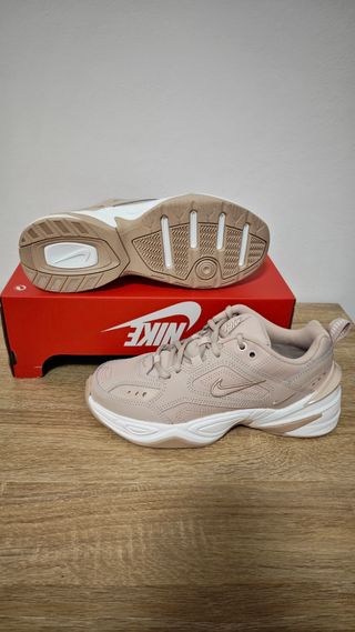 Nike Sneakers Taglia 38 Beige/Bianco Nuove