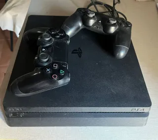 Consola Sony PS4 Negra