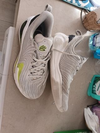 Zapatos de Baloncesto Curry Blancos y Verdes