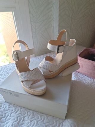 Sandalias Geox Plataforma Talla 40 Blancas