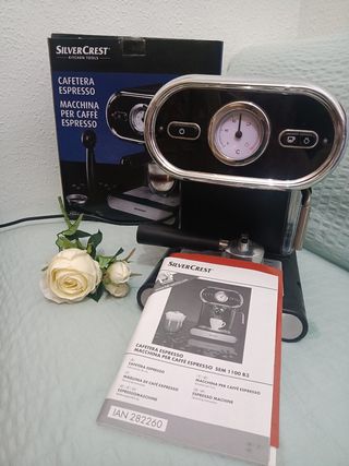 Cafetera Espresso SilverCrest SEM 1100 B3