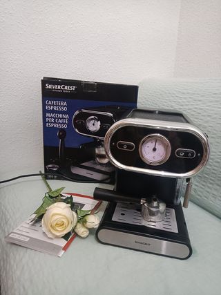 Cafetera Espresso SilverCrest SEM 1100 B3