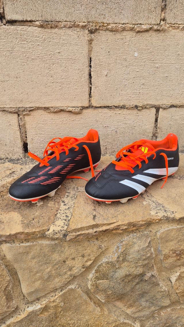 Botas de fútbol Adidas Talla 43.5