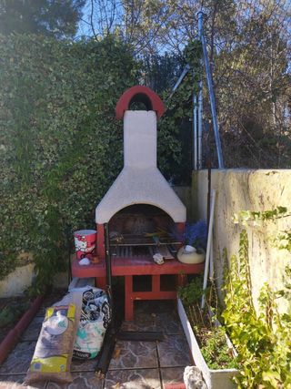 Barbacoa de obra piedra y metal