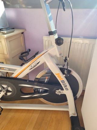 Bicicleta Spinning BH Jetbike