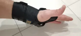 Muñequeras REKON Patinaje