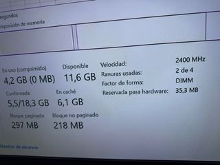 Torre PC MSI sin gráfica dedicada.