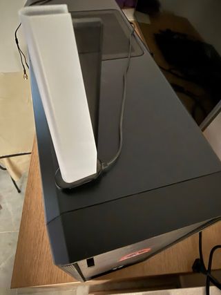 Torre PC MSI sin gráfica dedicada.