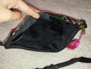 Bolso de fiesta bordado floral