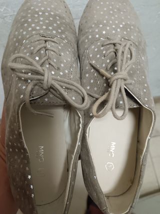 Zapatos niña beige estrellas talla 35