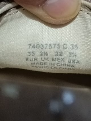Zapatos niña beige estrellas talla 35