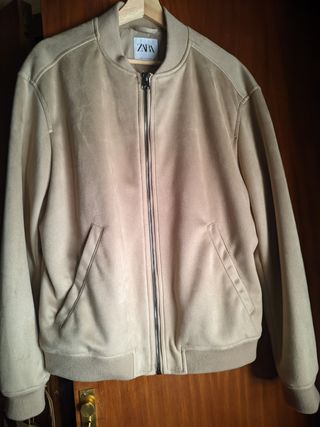 Chaqueta bomber Zara hombre beige