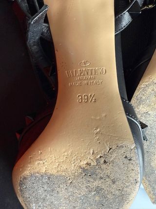 Zapatos Tacon Valentino Negros Tachuelas