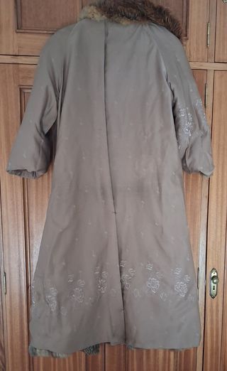 Abrigo de piel mujer beige y marrón