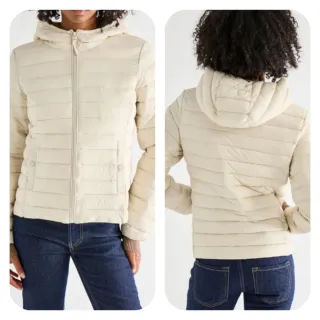 Anorak Jennifer Beige Talla L con etiqueta